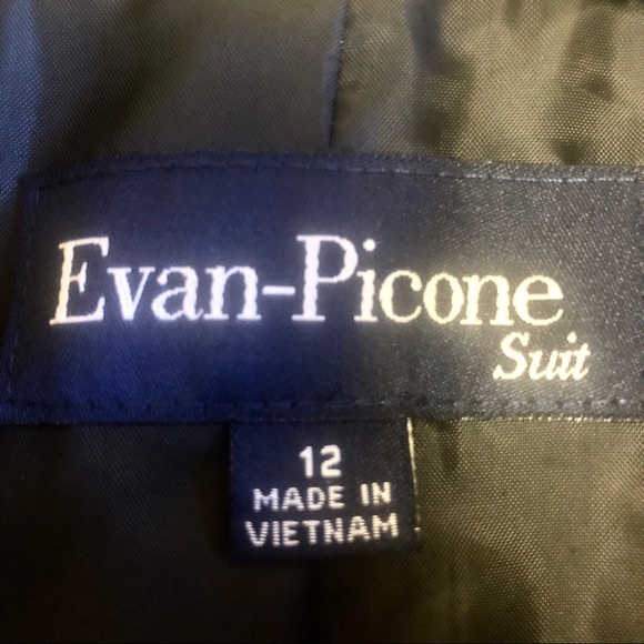 Evan-Picone jacket. - Picture 3 of 8
